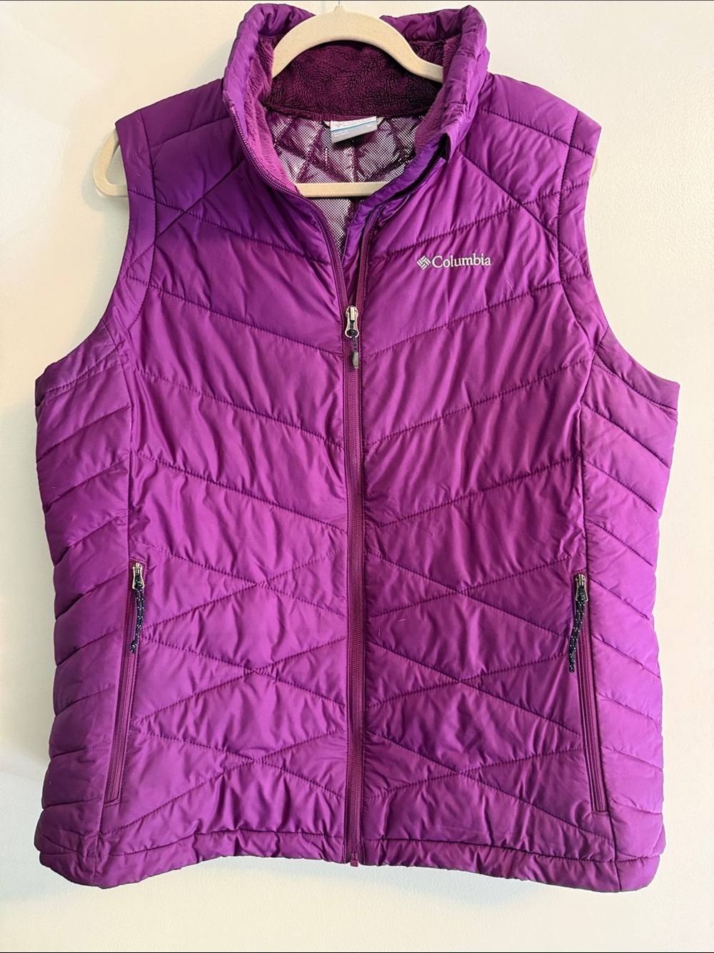 Columbia Women's Plum Quilted Insulated Puffy Heavenly Vest